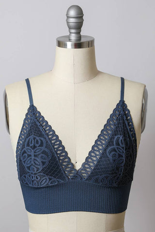 Sammy Lace V-Neck Seamless Bralette