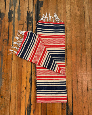 Over The Hills Falsa Blanket