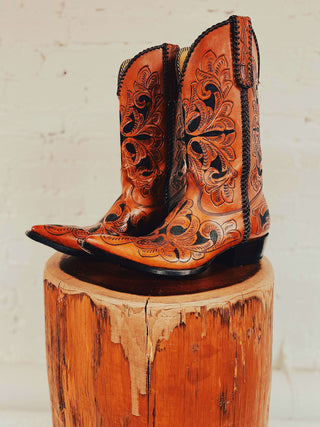 Hand Tooled Boots M Size 9.5/ W Size 11